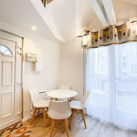 Maisonnette Le Faubourg - Centre Ville, Terrasse Et Netflix Belfort Exterior foto